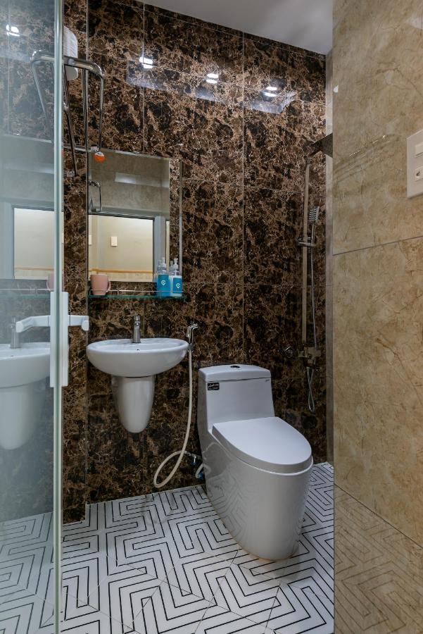 Cozrum Homes - Delightful Corner 2 Хошимин Экстерьер фото